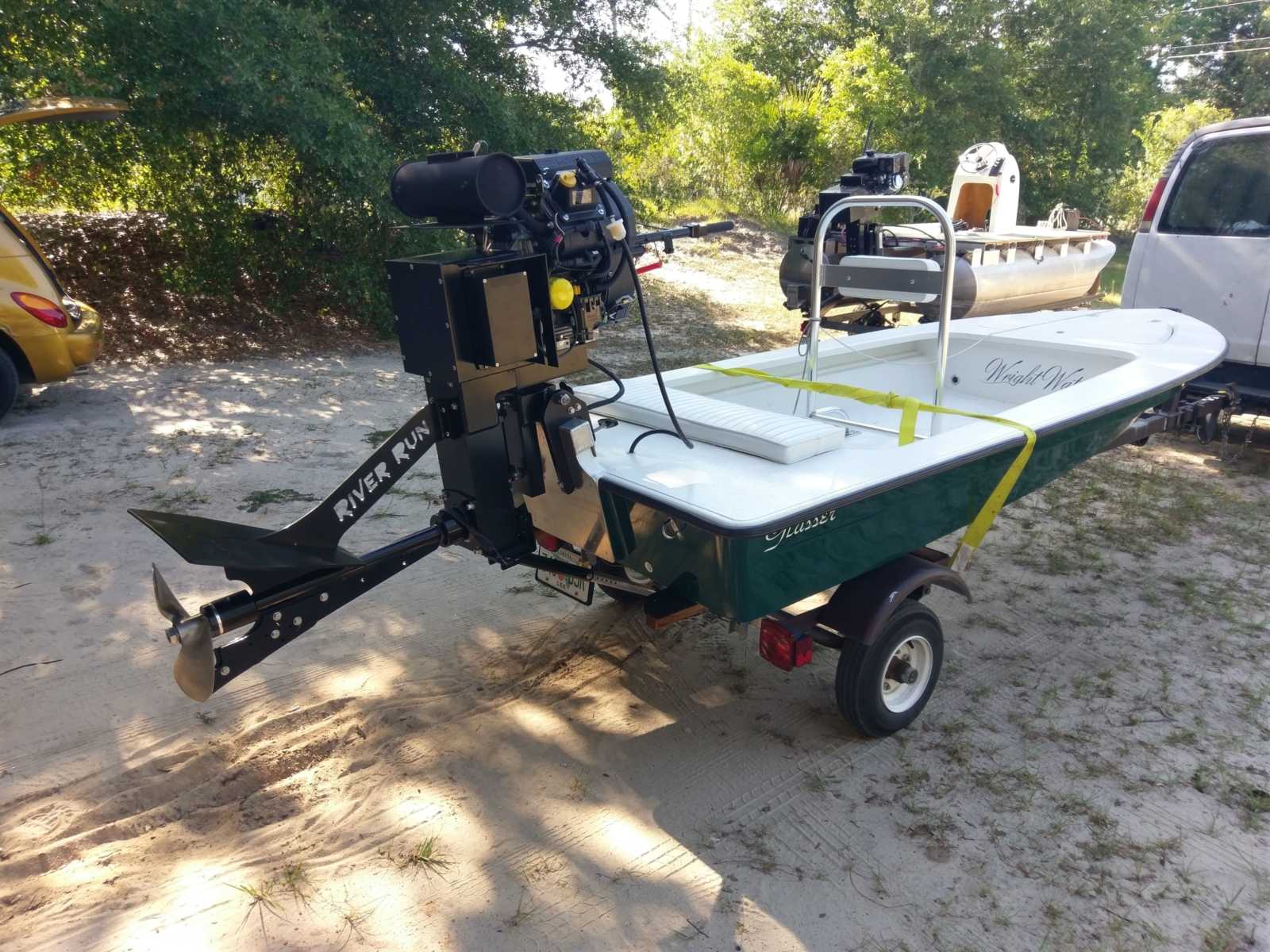 21 HP EFI Outboard Mud Motor - riverrunmarine.com