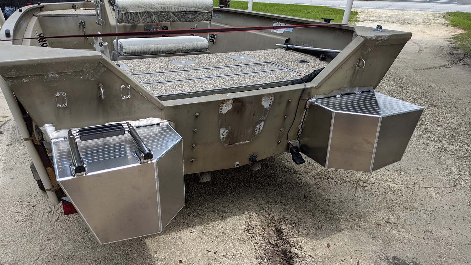 Large Boat Pods Weld On - RiverRunMarine